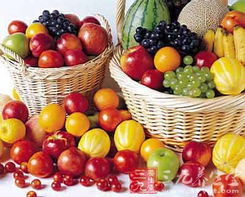 夏季吃水果的學問 十點是個黃金時間段，新鮮蔬菜的健康搭配